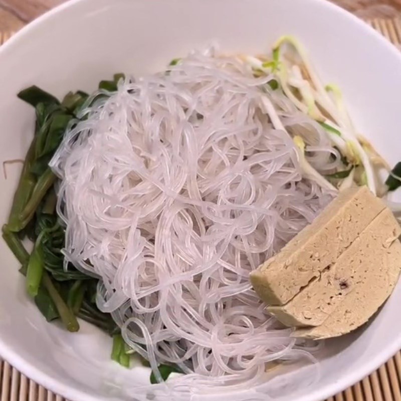 Step 5 Completion Vegetarian Vermicelli (Recipe shared from TikTok Vegetarian Kitchen XANH)