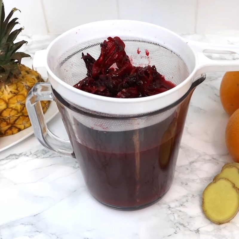 Step 4 Completion Artichoke flower tea with red pineapple