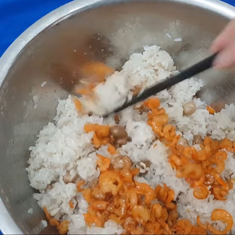 Step 6 Completion Savory sticky rice with peanut