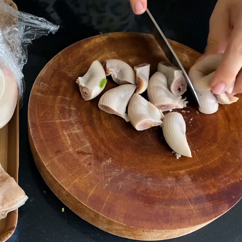 Step 5 Complete Pork Intestine Noodles