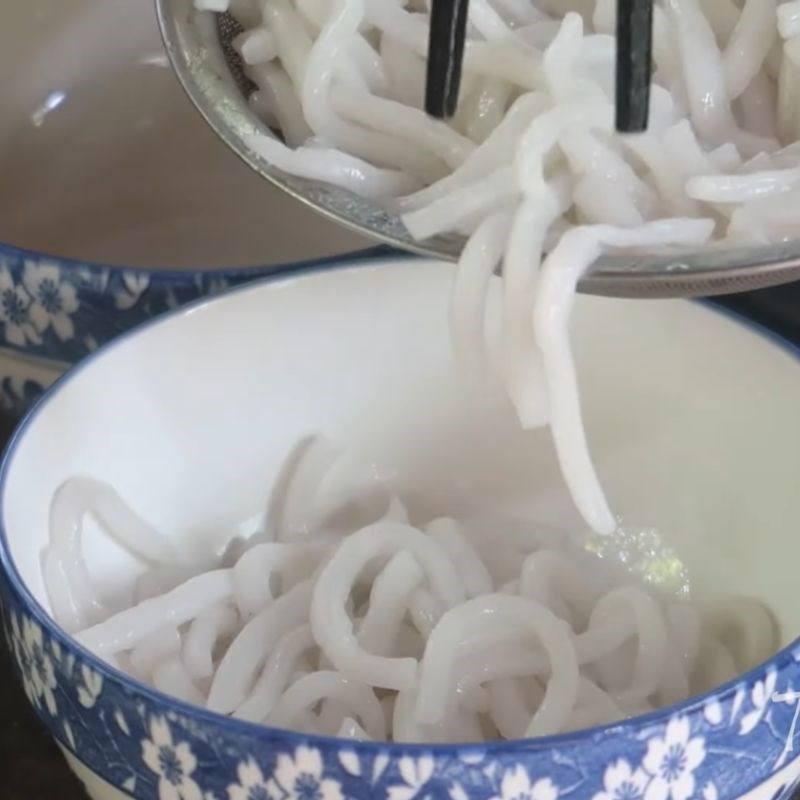 Step 5 Completion Crab Rice Noodles with Coconut Milk