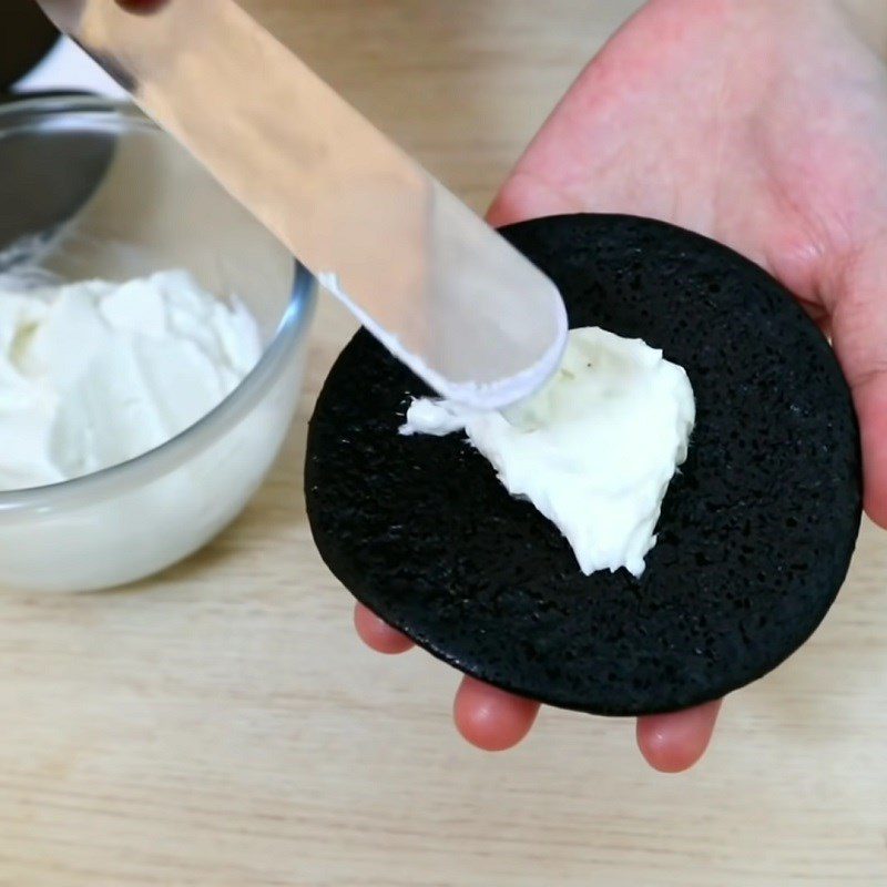 Step 6 Completion Oreo fried cake with cream filling