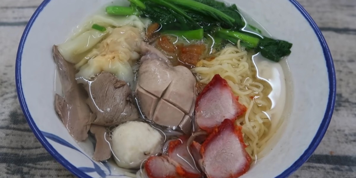 how to cook delicious savoury chinese noodle soup 08607