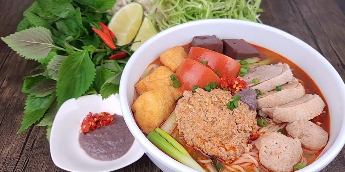 how to cook vietnamese crab noodle soup delicious flavor for family 10155