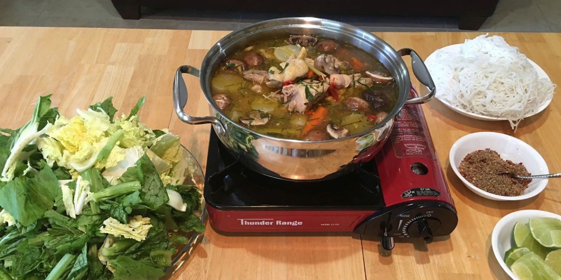 how to make chicken soup with lime leaves delicious nutritious simple recipe 13060