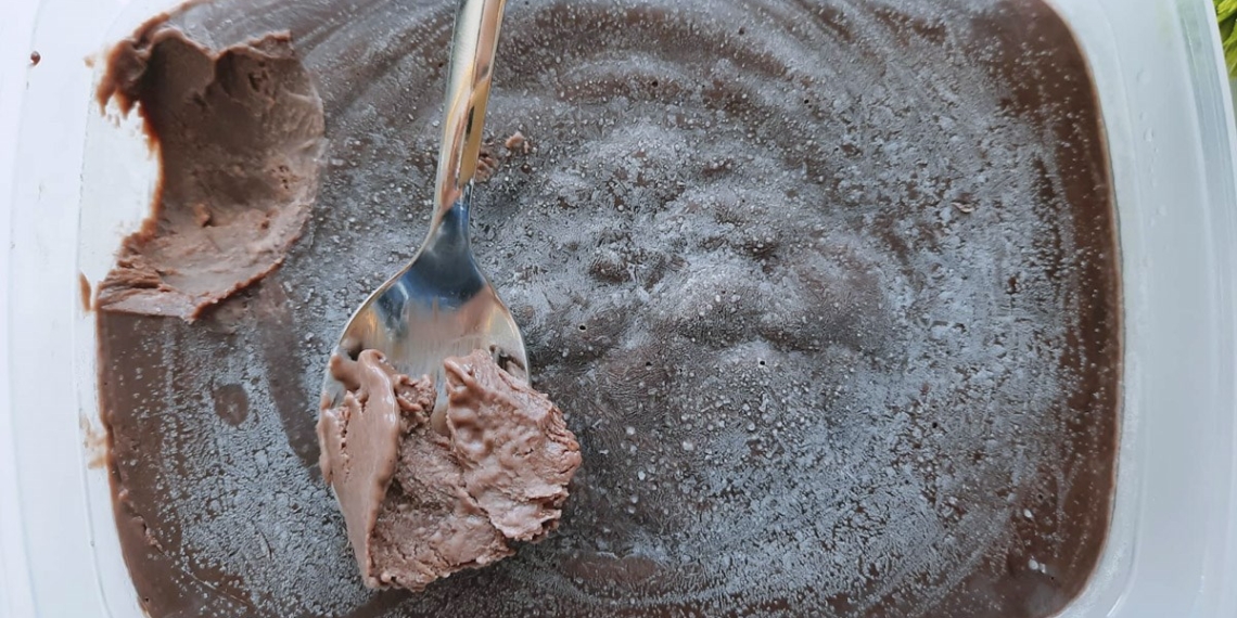 how to make chocolate ice cream without a machine delicious simple recipe 02018