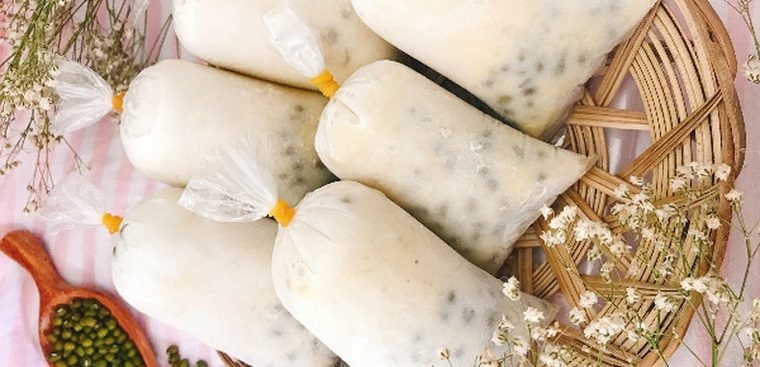 how to make delicious cold mung bean smoothie refreshing 01828