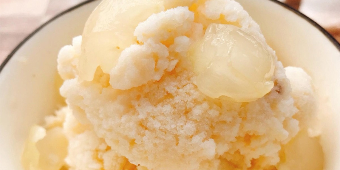 how to make delicious fragrant ice cream cool for hot summer days 02329