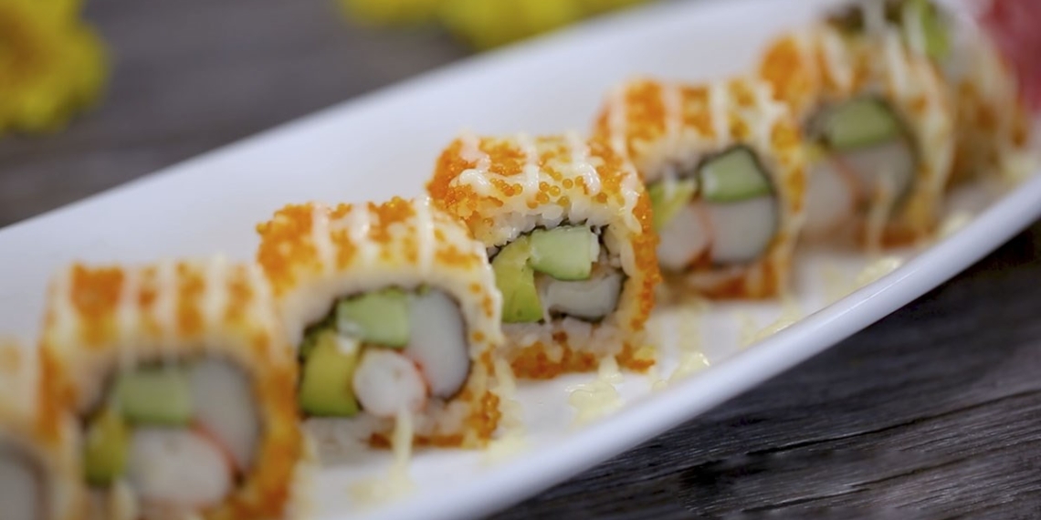 how to make delicious nutritious maki sushi at home 04953