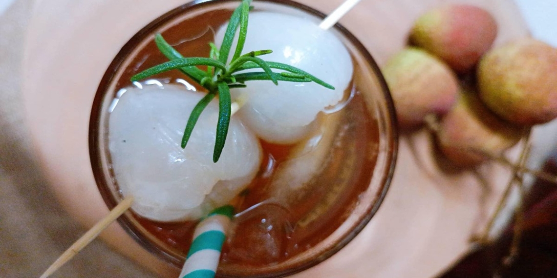 how to make delicious peach tea refreshing for hot summer days 17609