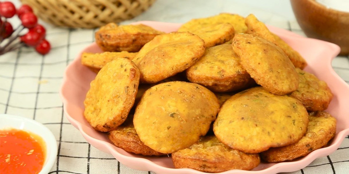 how to make delicious simple fried potato cake 08687