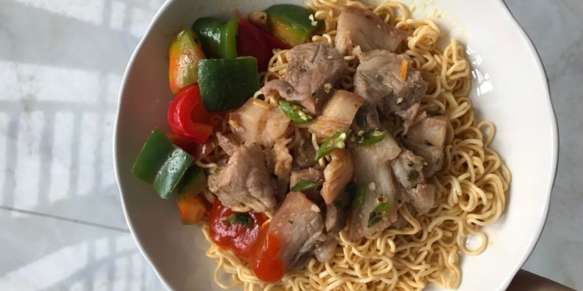 how to make delicious stir fried noodles with pork at home 16056