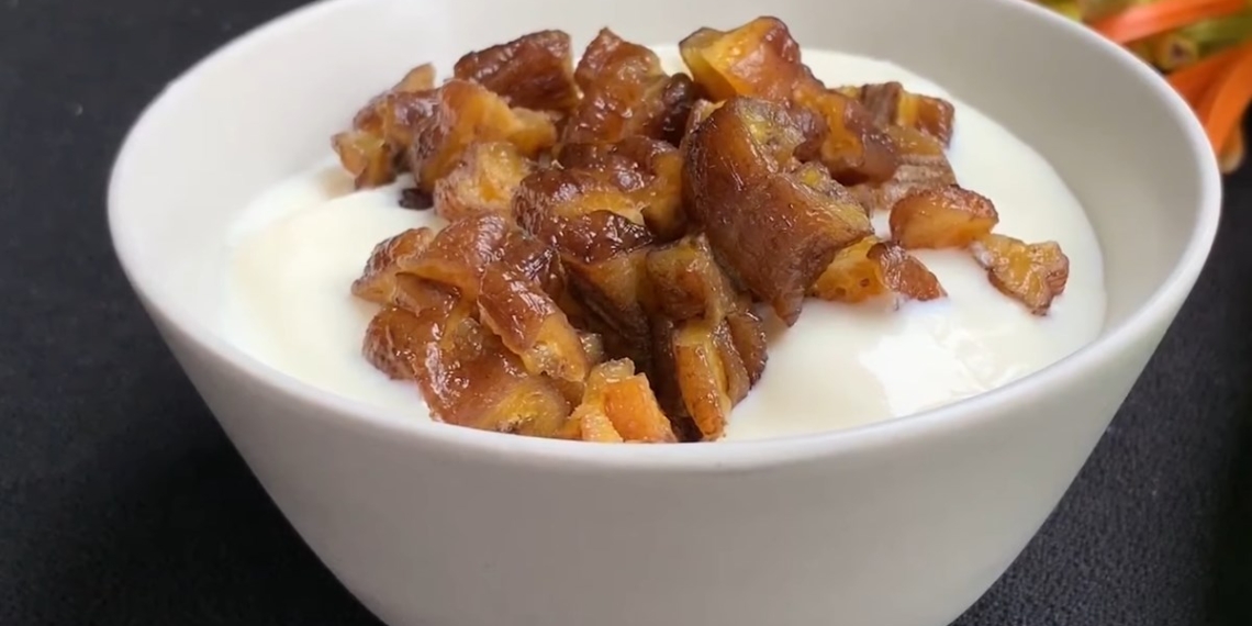 how to make dried banana at home super delicious you cant stop eating 09824
