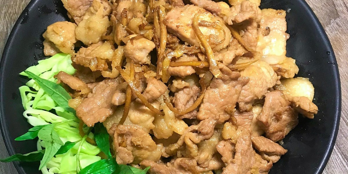 how to make pork stir fried with ginger delicious and aromatic coconut 14601