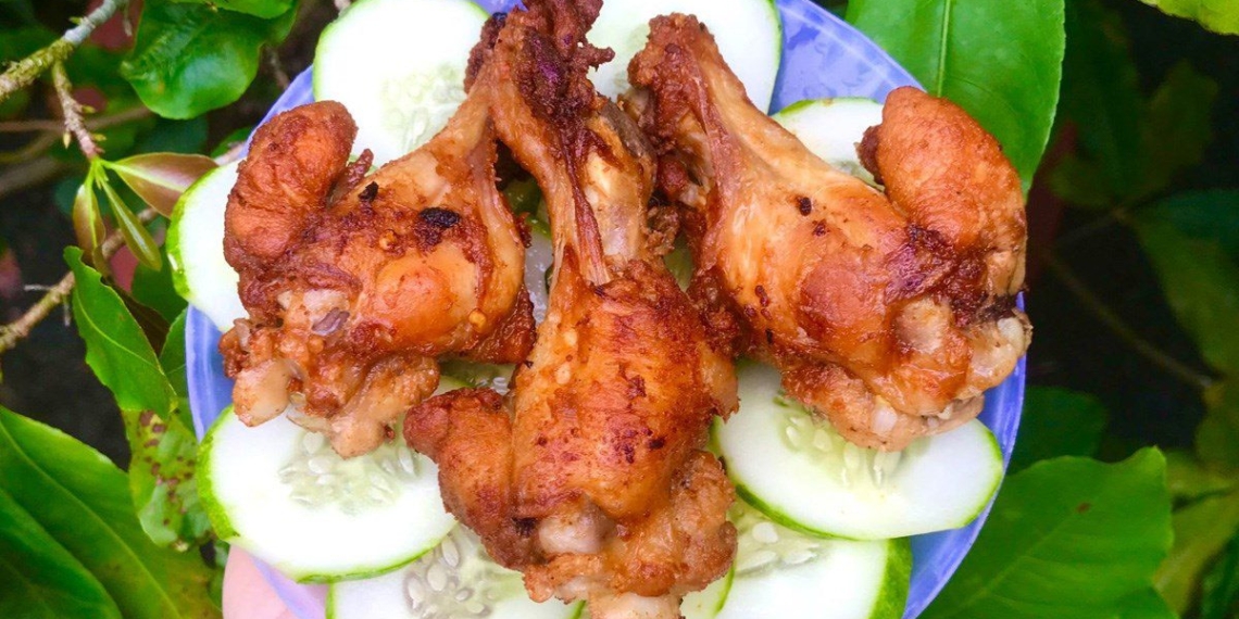 how to make salty chicken fried with pepper helping skin golden tender and crispy 13997