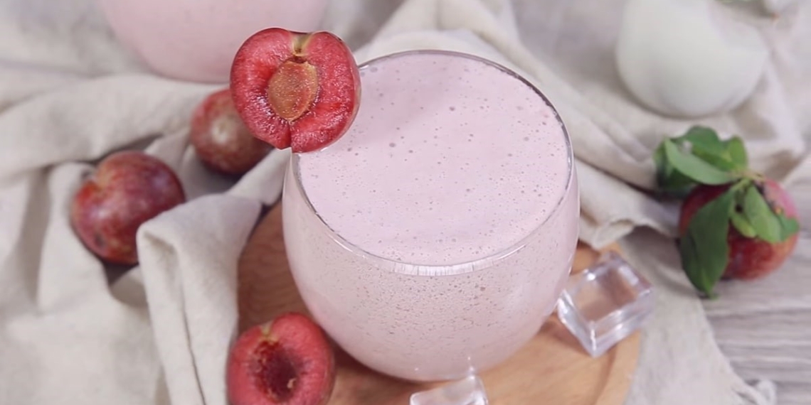 how to make smoothie healthy drink nourishing 09614