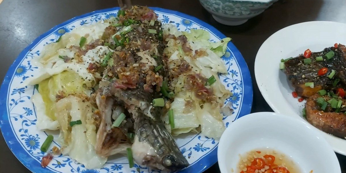 how to make steamed catfish with cabbage simple and easy to make 14475