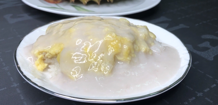 how to make sticky rice with durian deliciously rich addictive 01782