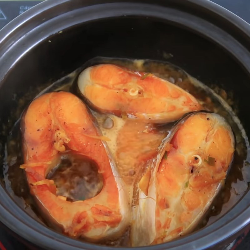 Step 3 Fish Stewing Basa Fish with Ginger