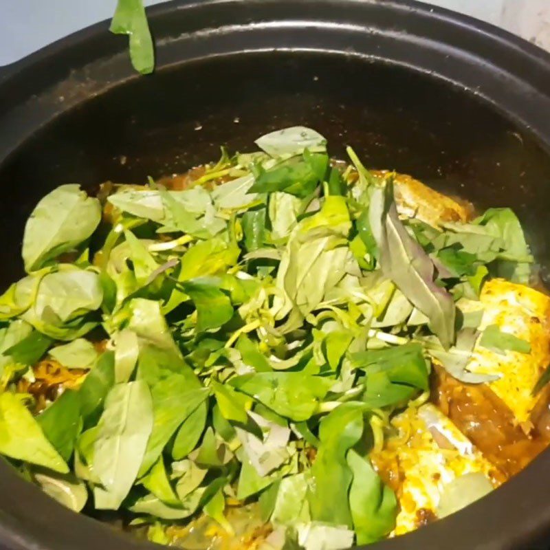 Step 3 Fish Stew Fresh mackerel stew with lemongrass and chili