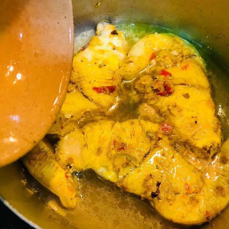 Step 3 Cook the Shark Fish with Turmeric