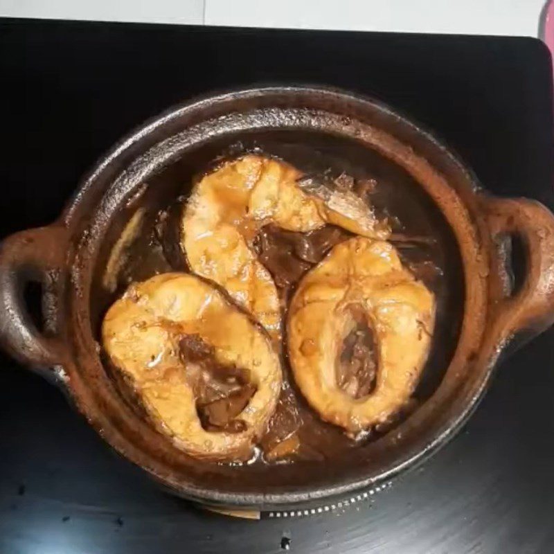 Step 3 Catfish stew Dried bamboo shoot catfish stew