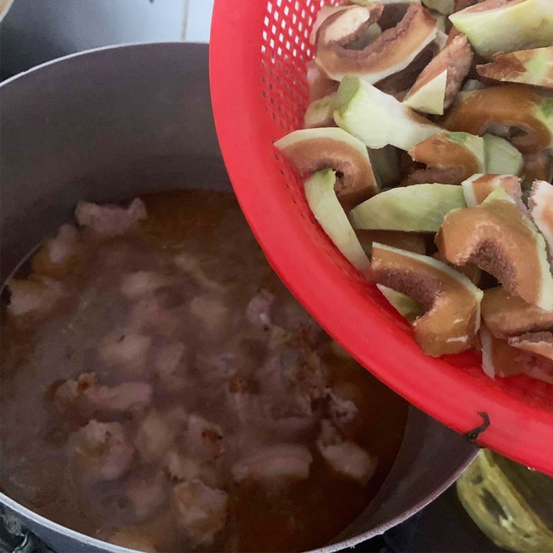Step 3 Cooking figs with meat Figs cooked with meat