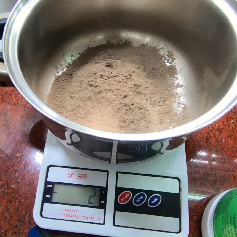 Step 1 Stir the sương sáo and sương sa powder Chè sương sa sương sáo sương sâm