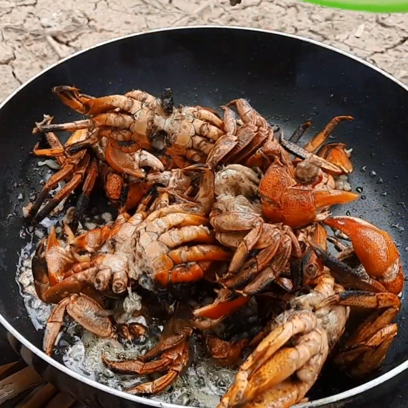 Step 4 Making Salt and Chili Fried Crab Salt and Chili Fried Crab
