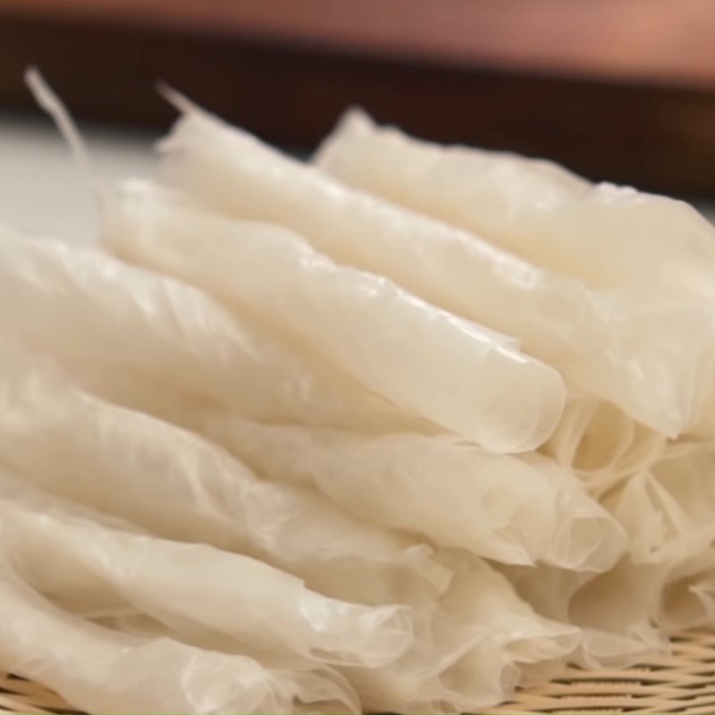 Step 3 Making crispy rice paper for Ninh Hòa grilled spring rolls