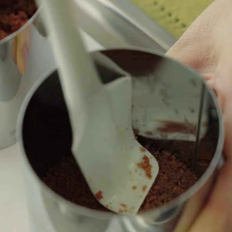 Step 1 Make the mousse cake base Green tea and white chocolate mousse