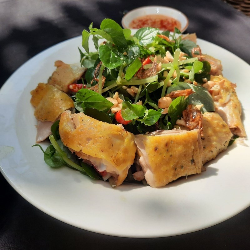 Step 3 Chicken Salad with Water Lily Stem