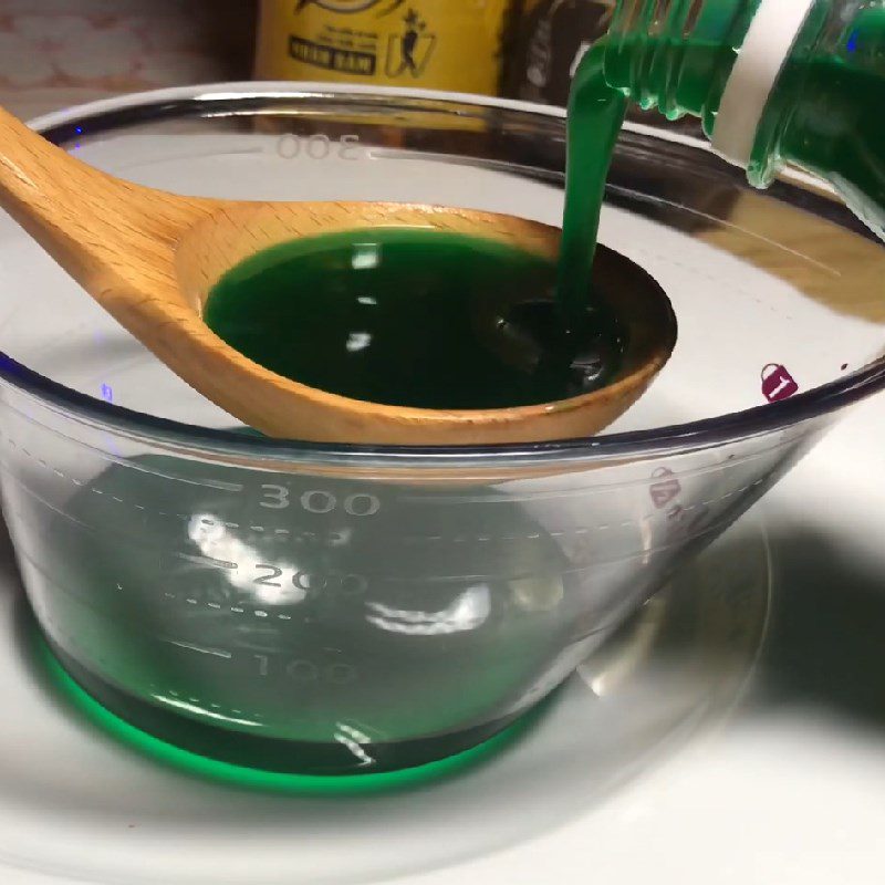 Step 1 Make the jelly powder mixture for bubble tea jelly
