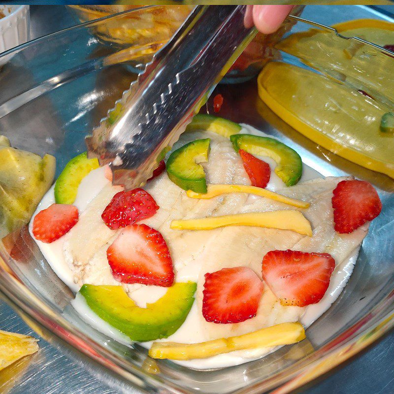 Step 4 Making fruit banana ice cream Fruit banana ice cream