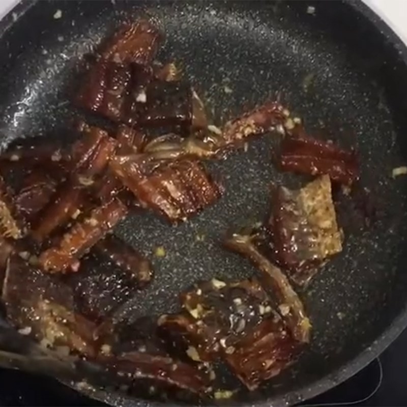 Step 3 Making Fried Dried Snakehead Fish with Vinegar and Sugar Fried Dried Snakehead Fish with Vinegar and Sugar
