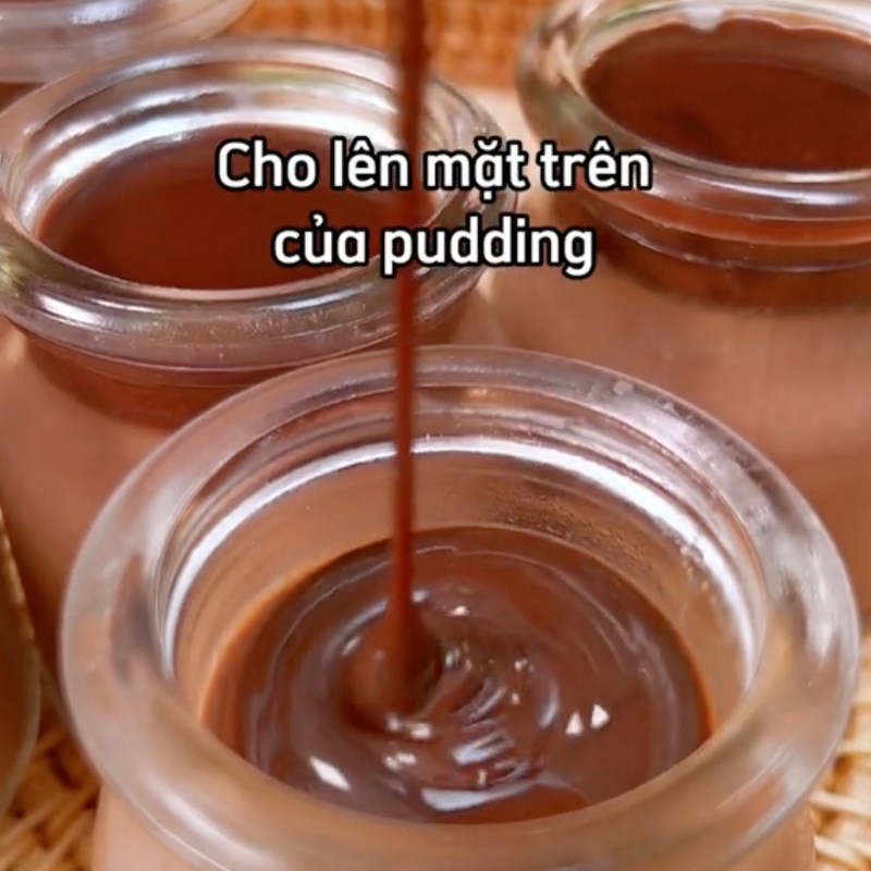 Step 4 Make the chocolate cream layer on top of chocolate Panna cotta (Recipe from the TikTok channel Cooking with TasteVN)