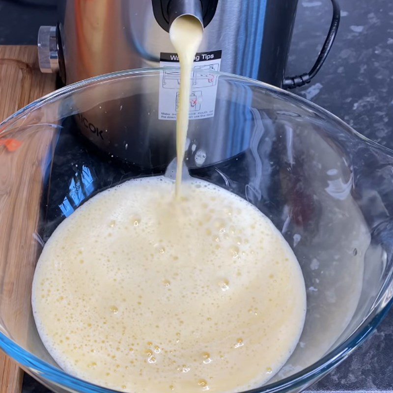 Step 2 Making pineapple carrot juice Pineapple carrot juice