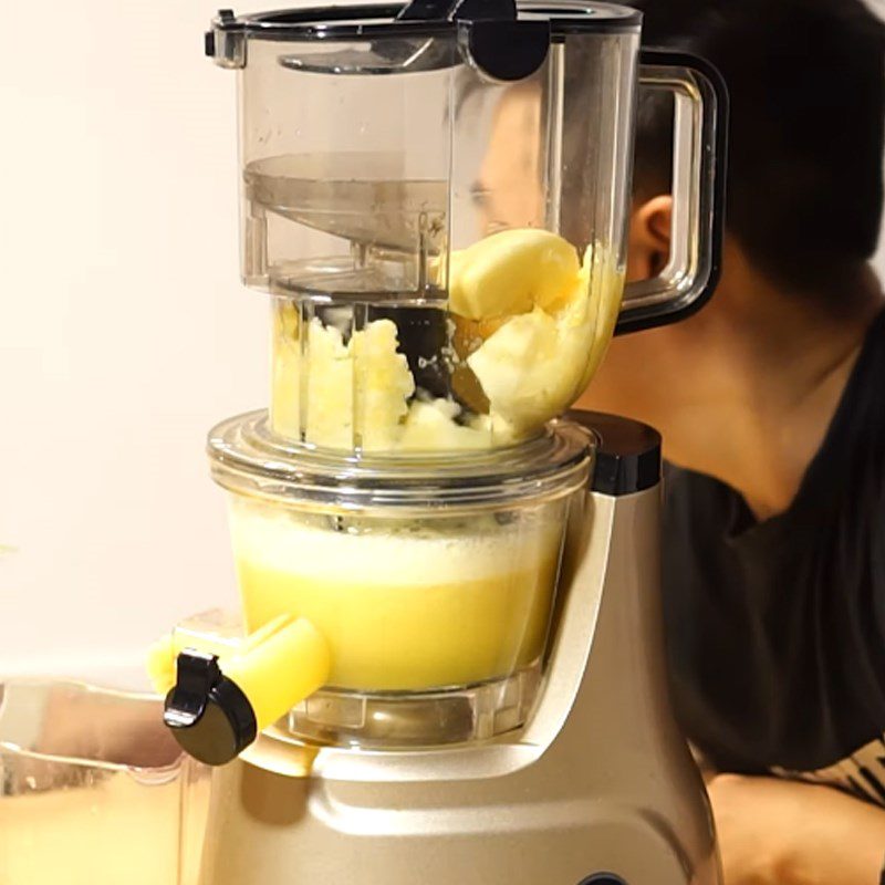 Step 2 Make pineapple apple juice Pineapple apple juice