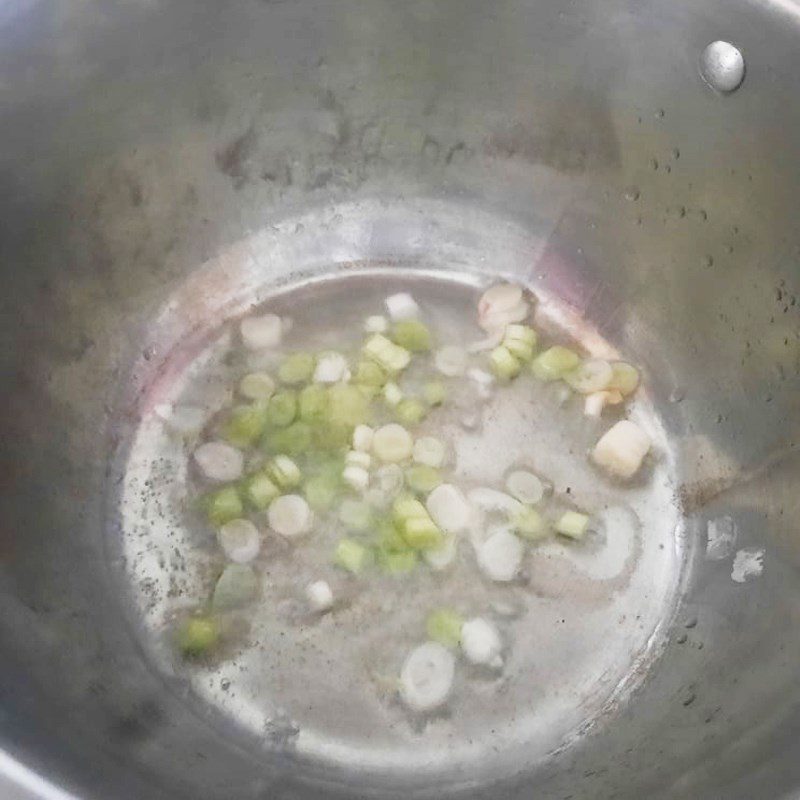 Step 2 Make the dressing for vegetarian salad