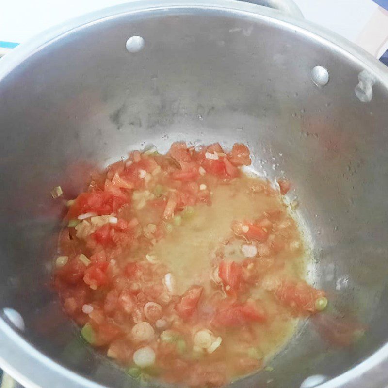 Step 2 Make the dressing for vegetarian salad