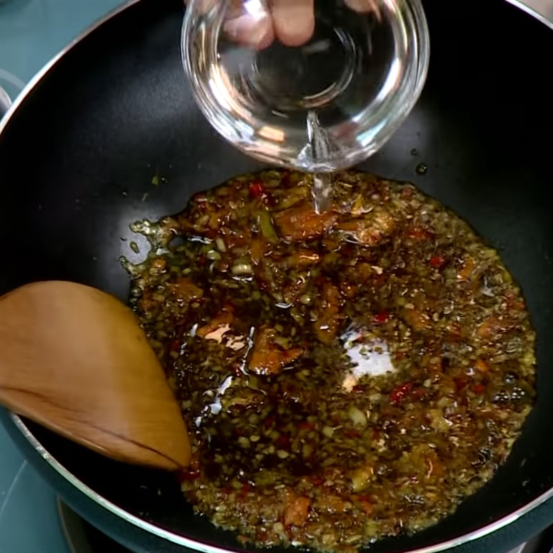 Step 2 Make the Braising Sauce for Braised Wax Gourd with Soy Sauce
