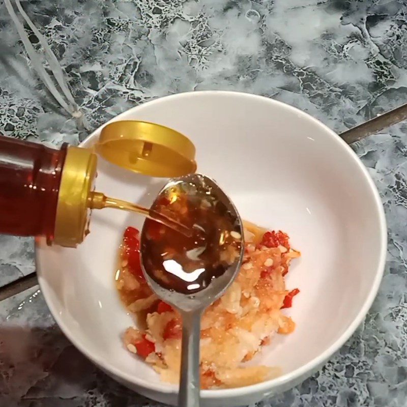 Step 3 Make the salad dressing Shrimp and water spinach salad