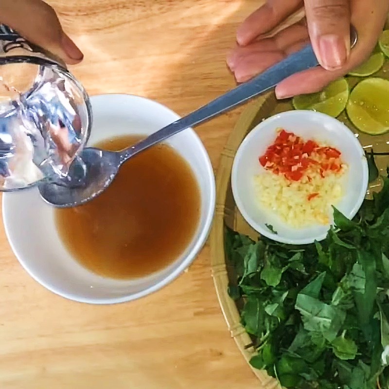 Step 3 Making the salad dressing Duck salad with rice paddy herb and cabbage