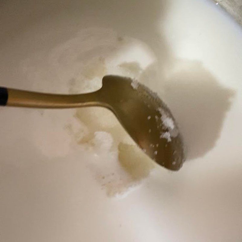 Step 1 Make the milk pudding for fresh orange Panna cotta