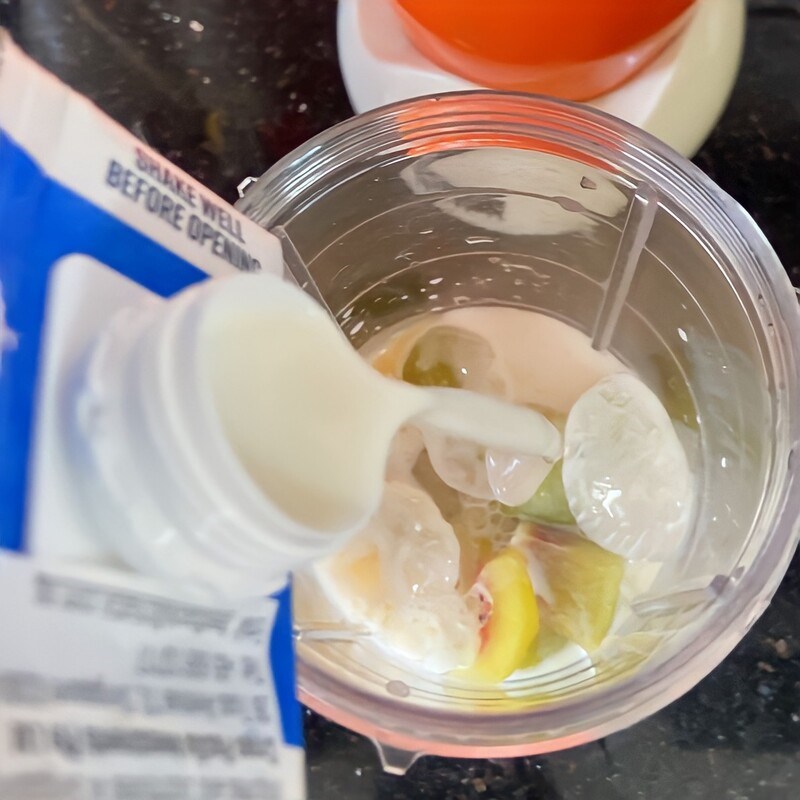 Step 2 Making kiwi smoothie Kiwi smoothie for kids