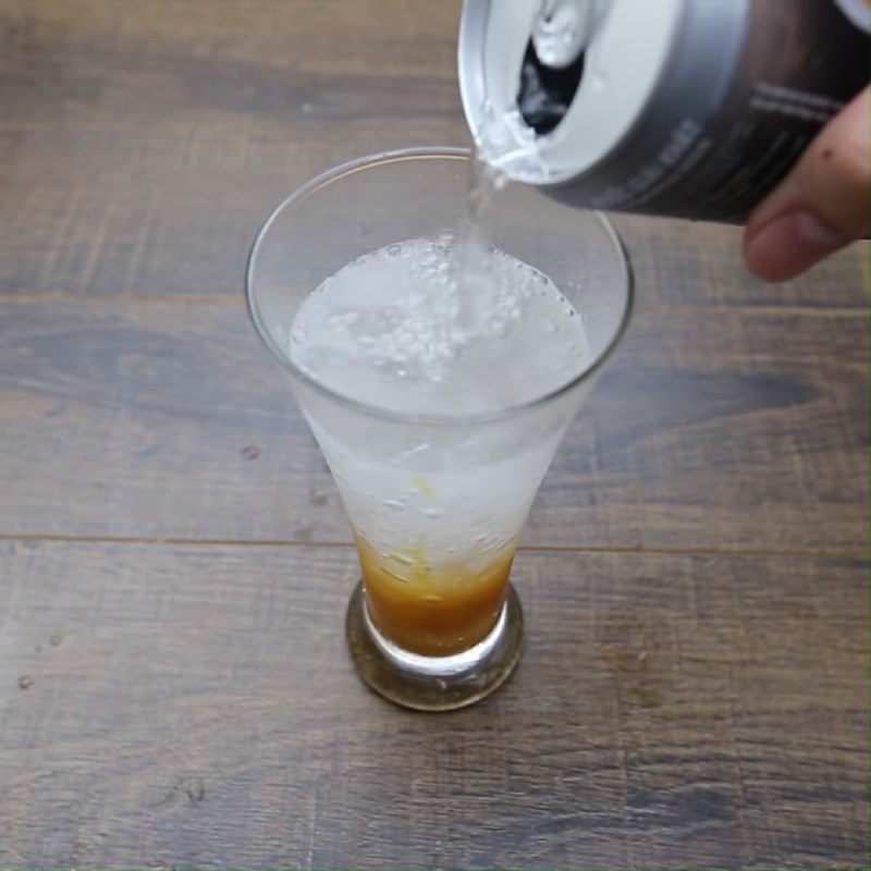 Step 3 Making soda Caramel peach soda