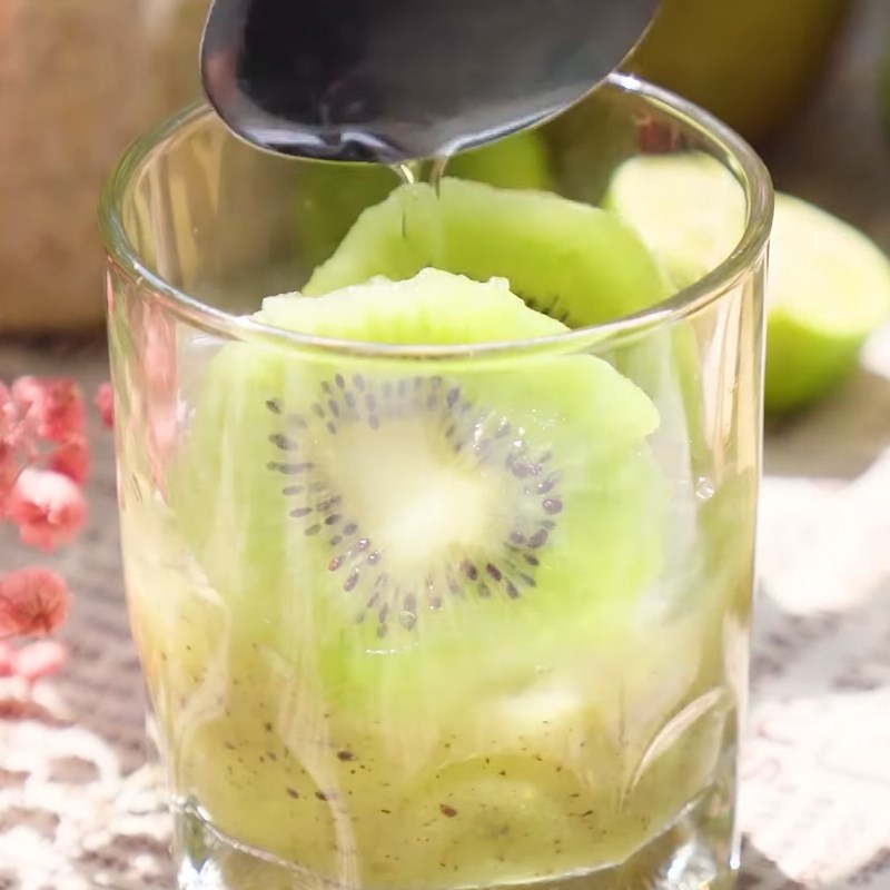 Step 3 Make the kiwi soda for blended kiwi soda