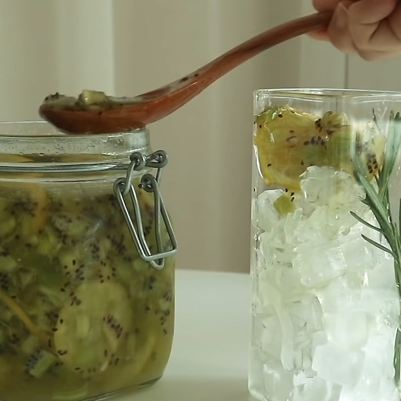 Step 3 Make kiwi lemon soda Kiwi lemon soda