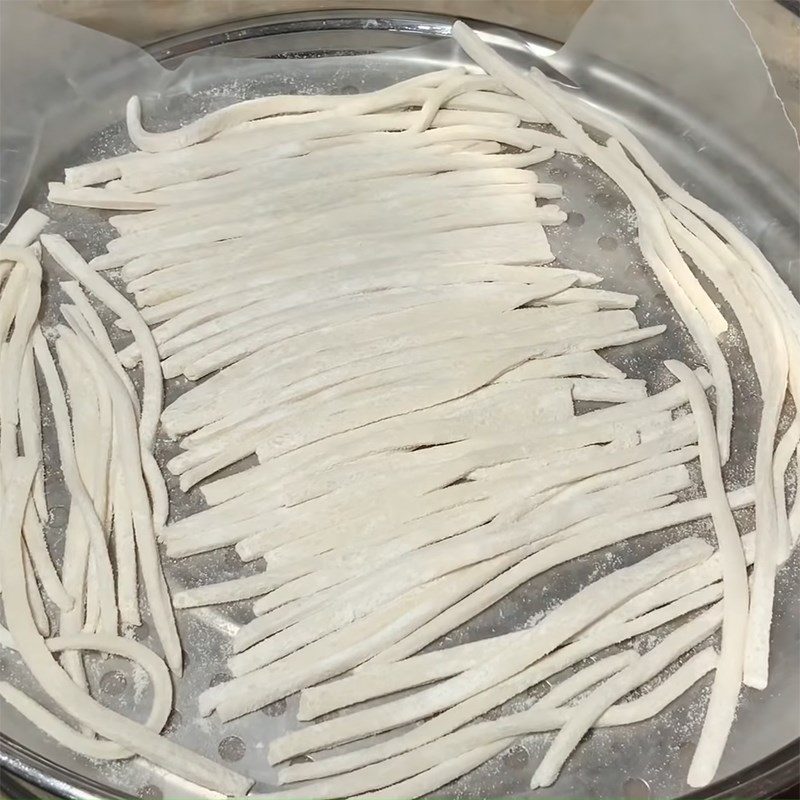 Step 2 Making Cao Lau Noodles