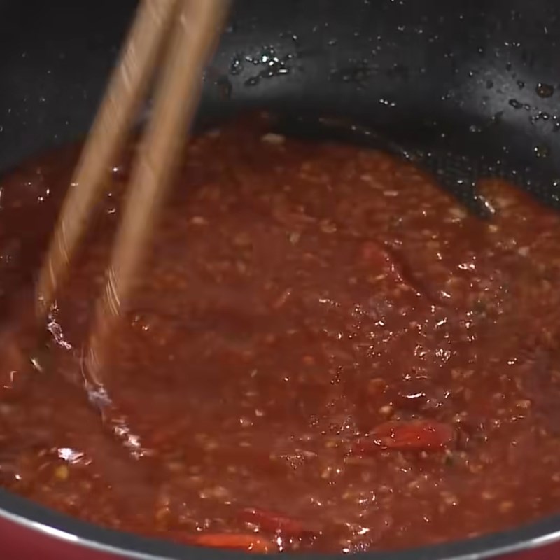 Step 3 Make the sauce Fried sarsi chicken wings